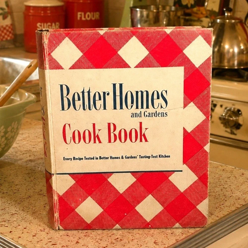 Better Homes & Gardens Vintage 1950s Cook Book Red  Retro Kitchen Cottagecore